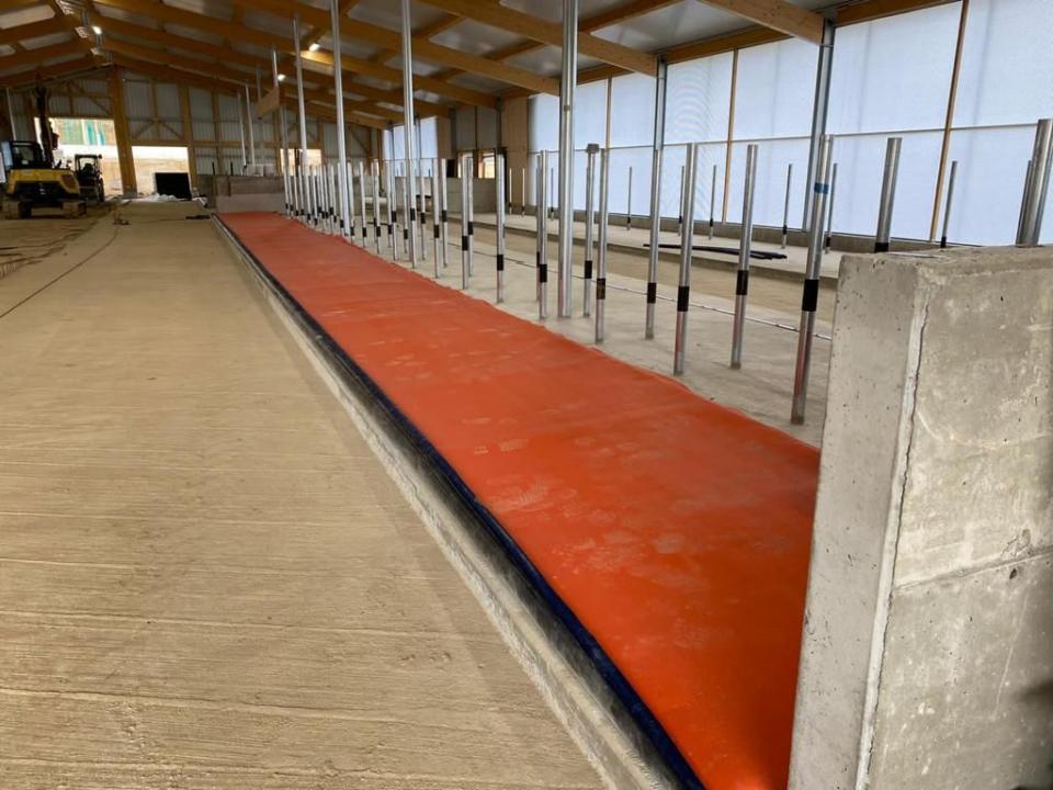 Dutch Mountain Montage